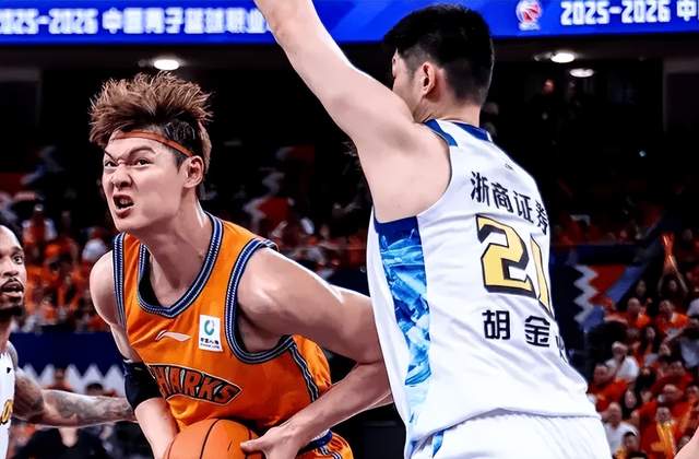 检方调取伍兹醉驾案医疗记录