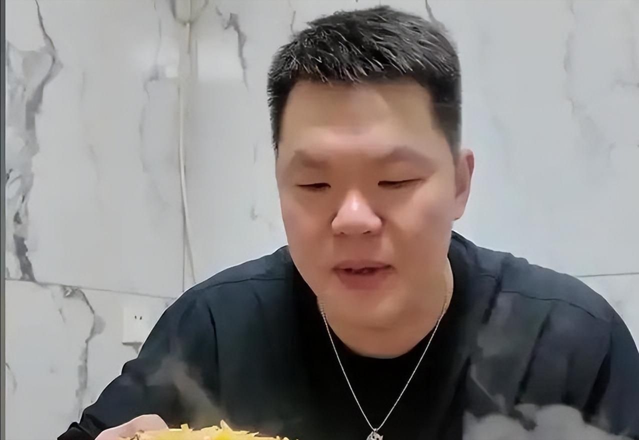 淬火成钢正当时:补时被绝平不气馁,少打一人拿分,广东晨星创尔特青年军硬仗中汲取冲乙力量
